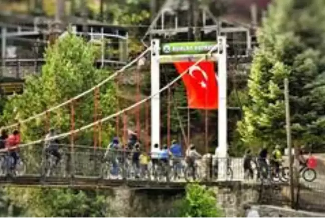 Bisikletseverler, 'Avrupa Hareketlilik Haftası' için pedal çevirdi