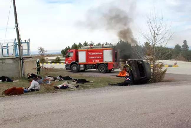 Son dakika haber: Trafik kazası tatbikatı gerçeğini aratmadı