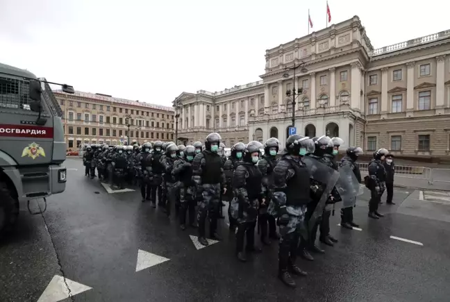 Rusya'da Navalny protestolarında gözaltı sayısı bini aştı