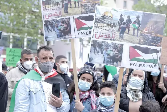 Köln kentinde İsrail saldırıları protesto edildi