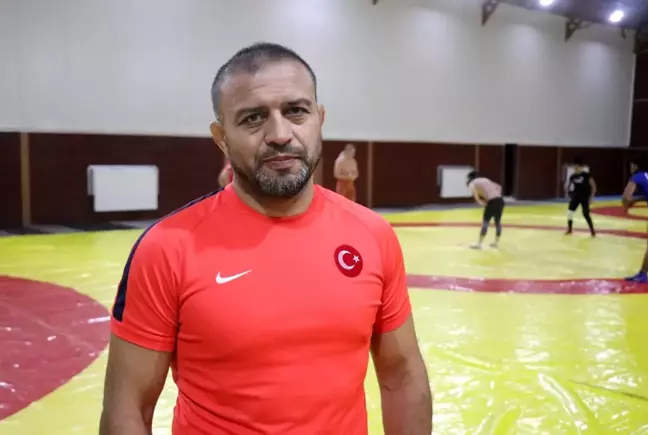 Kadın güreşçiler 2020 Olimpiyatları'na Bolu'da hazırlanıyor