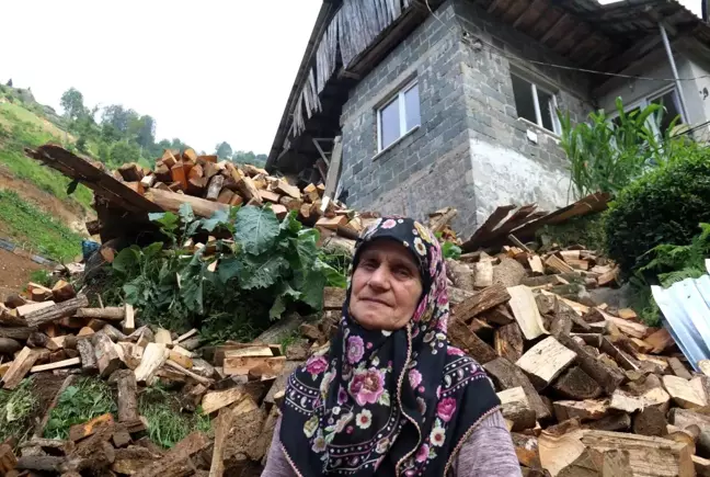 Sel felaketi, evinin yarısını da hacca gitmek için yıllardır biriktirdiği parayı da aldı götürdü