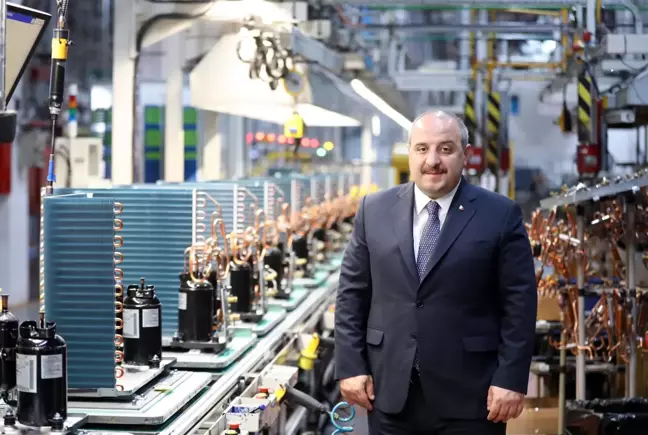 Son dakika: Bakan Varank, Türkiye'deki yatırımlarını genişleten Daikin'i ziyaret etti