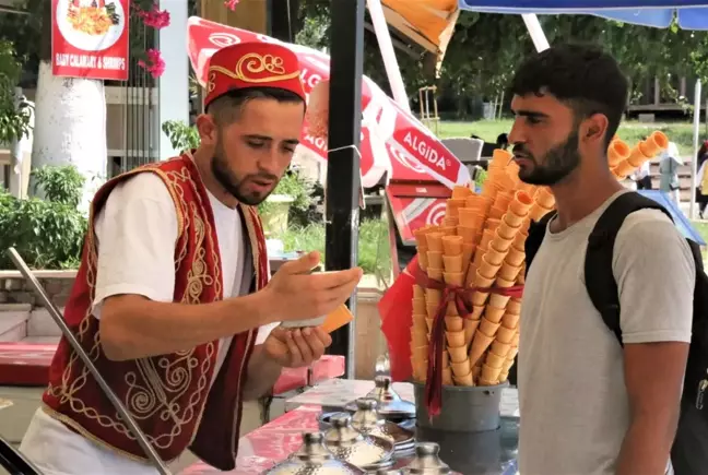 Kaybolan kardeşini bulmak için yüzlerce kilometre uzaklıktan gelip, sokakta kalıyor