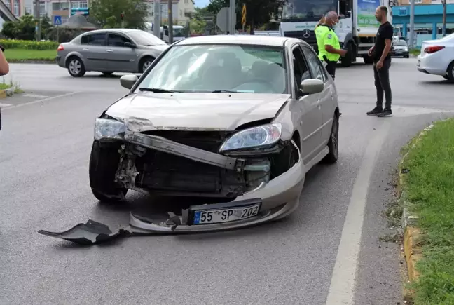 Baba-oğul takla atan otomobilden burunları bile kanamadan çıktı