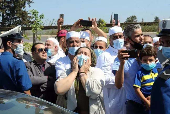 Cezayir'in eski Cumhurbaşkanı Bouteflika son yolculuğuna uğurlandı