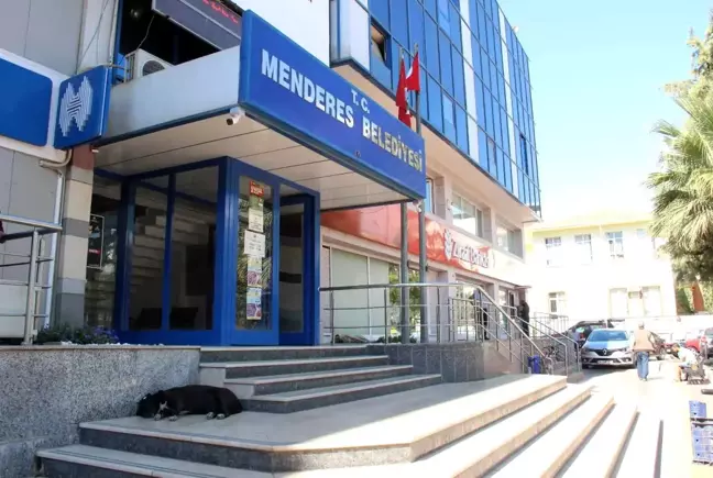 Menderes Belediyesi hacizden döndü