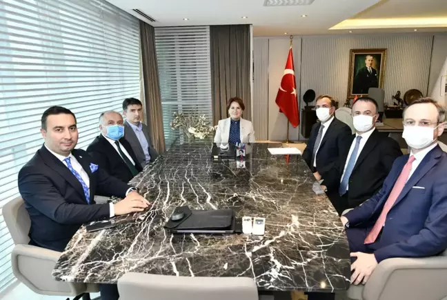 İYİ Parti Genel Başkanı Akşener, TÜSİAD yönetimi ile bir araya geldi