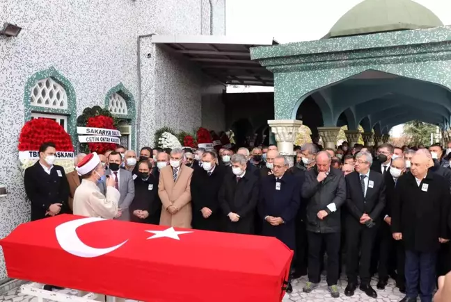 Son dakika haberi | Eski İçişleri Bakanı Hasan Fehmi Güneş, Sakarya'da son yolculuğuna uğurlandı