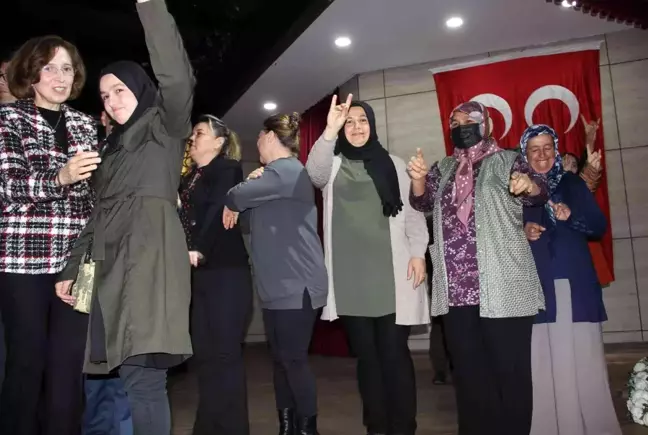 MHP Manisa teşkilatı 150 yeni üyeyle gücüne güç kattı