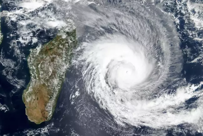 Madagaskar'ı Batsirai Kasırgası vurdu