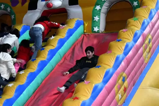 Esenyurt'ta Ramazan etkinliklerine yoğun ilgi