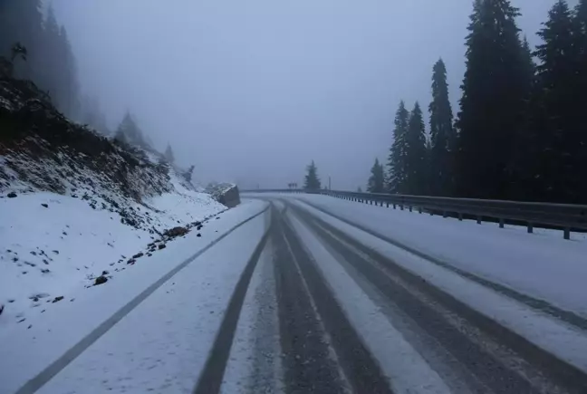 Ilgaz Dağı'nda mayıs ayında kar sürprizi