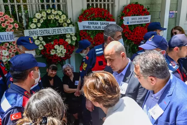 Gezi Davası'ndan Tutuklu Mine Özerden Babasının Cenazesine Jandarma Eşliğinde Katıldı