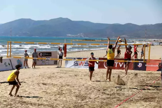 Avrupa Plaj Voleybolu Şampiyonası Efes Selçuk'ta Başladı