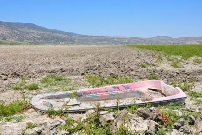 Son dakika haber... MARMARA GÖLÜ DAVASINDA BALIKÇI KOOPERATİFİNE GÖNDERİLEN ÖDEME EMRİNİN YÜRÜTMESİNE DURDURMA