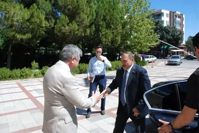 Veysel Eroğlu'ndan, Başkan Akçadurak'a ziyaret