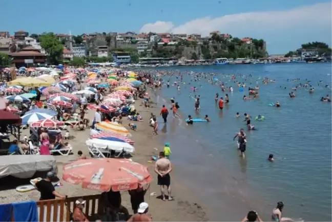 Amasra'da Bayram Tatilinde Yoğunluk