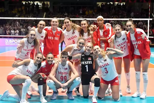 Kadıköy Belediyesi, A Milli Kadın Voleybol Takımı'nın maçlarını dev ekranlarda yayınlayacak