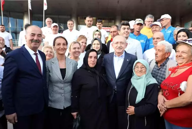 Mudanya Belediye Başkanı Hayri Türkyılmaz, Cumhuriyet Yürüyüşünü Anıtkabir'de Tamamladı