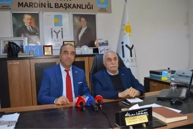 İYİ Parti Ankara Milletvekili Ahmet Eşref Fakıbaba Mardin'de Parti İl Başkanlığını Ziyaret Etti