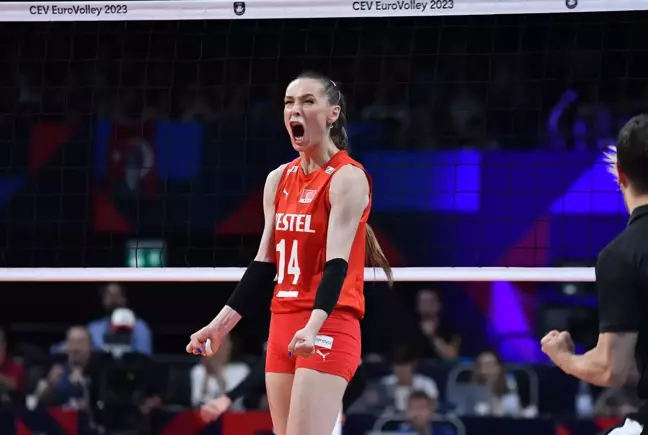 A Milli Kadın Voleybol Takımı Kaptanı Eda Erdem: Herkesin Aklında, Hayalinde Madalya Var