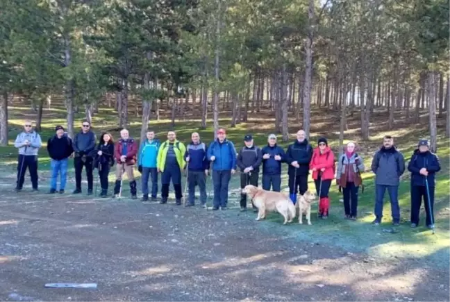 Tavşanlı'da Doğa Sporları Kulübü Yürüyüş Etkinliği Düzenledi