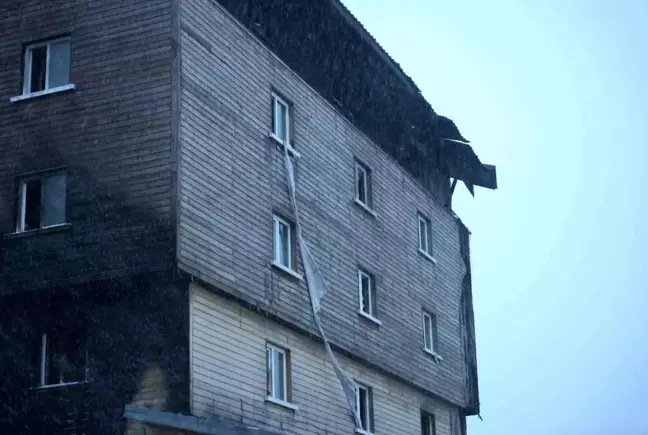 Bolu'daki Grand Kartal Otel Yangınında Son Arama Çalışması Başladı