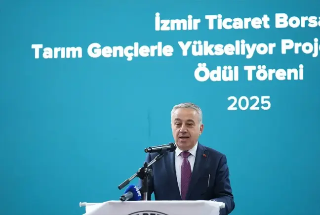 Tarım Gençlerle Yükseliyor Proje Fikri Yarışması'nda Dereceye Girenler Ödüllerini Aldı