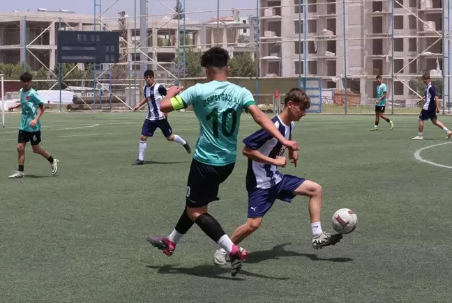 TÜGVA GençLig Futbol Turnuvası'nda Şampiyon Arsuz Ayla Naci Uyar Anadolu Lisesi