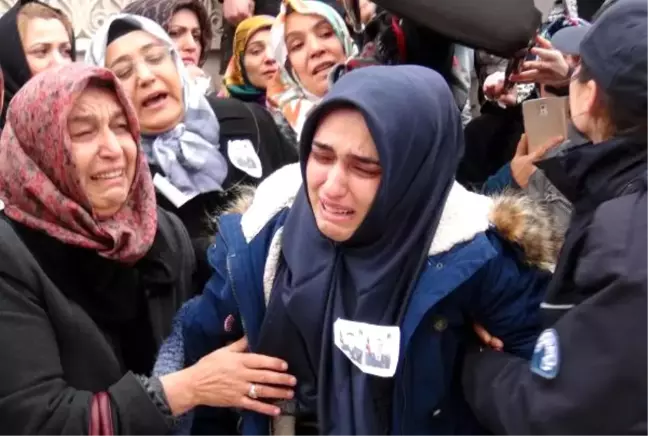 Şehit Uzman Çavuşun Eşi: Çocuklarımıza Şehit Olduğunu Söyleyemedim