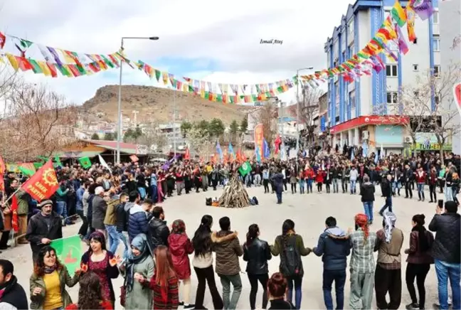 Tunceli'de 2 Ayrı Nevruz Kutlaması Yapıldı