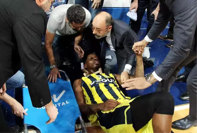 Fenerbahçe'de James Nunnally Korkuttu
