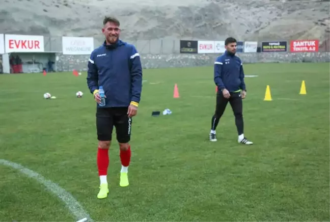Ömer Şişmanoğlu Antrenmanlara Başladı