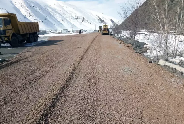 Kapıköy'de Stabilize Yol Çalışması Yapıldı