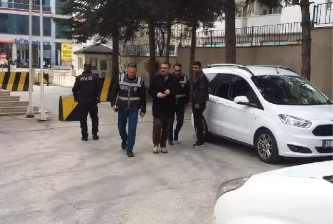Büro-Sen Şube Başkanı Akış'a 'Broşür' Gözaltısı