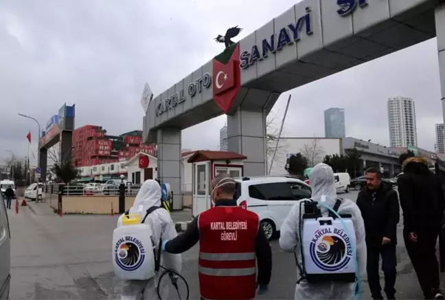 Kartal'da ambulanslar ve oto sanayi siteleri dezenfekte edildi