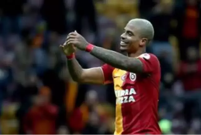 Onyekuru'dan sonra Lemina da sözleşmesi bittiği için G.Saray'dan ayrılıyor