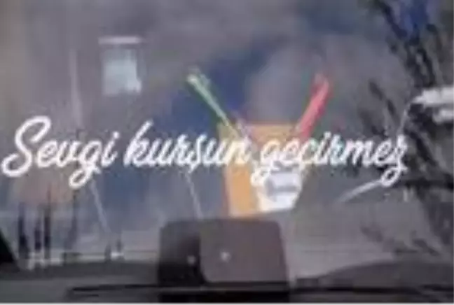 Fenerbahçe'de taraftarın tasarladığı otobüsün tanıtımı yapıldı