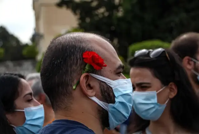 Atina halkı, İşçi Bayramı'nı gecikmeli kutladı