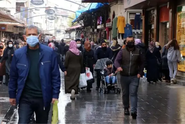 GAZİANTEP'TE VAKA ORANLARI 10 GÜNDE YÜZDE 50 AZALDI - YENİDEN