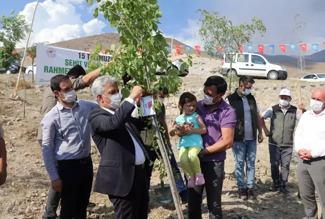 Son Dakika | 15 Temmuz şehitlerinin isimleri Erzincan'da hatıra ormanında yaşatılacak