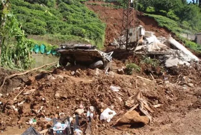 Son Dakika | Rize'de selin izleri siliniyor, kayıp 2 kişi aranıyor