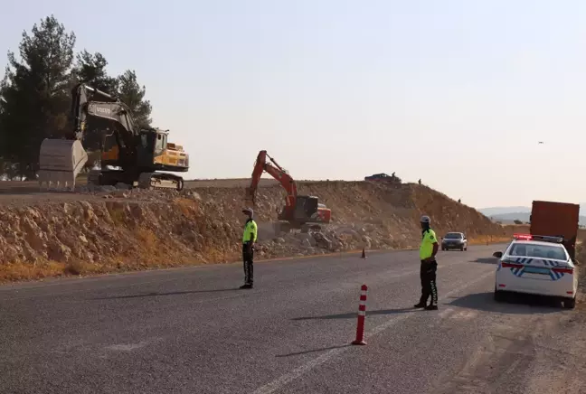 Kilis-Akbez kara yolunda duble yol çalışmaları başladı