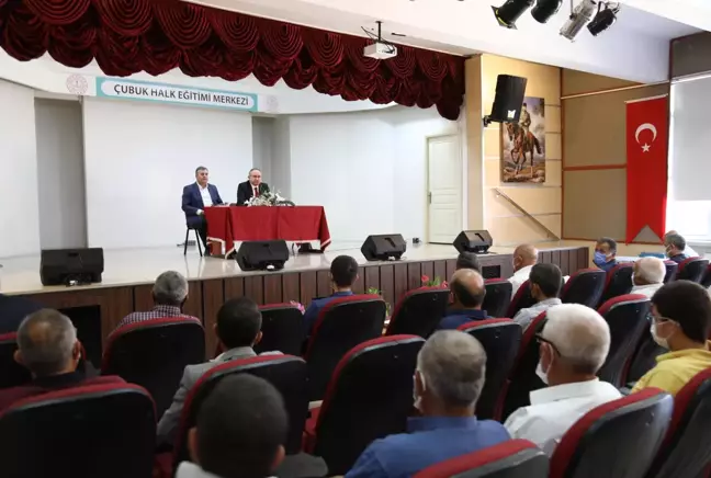 Kaymakam Keleş ve Belediye Başkanı Demirbaş, muhtarlarla buluştu