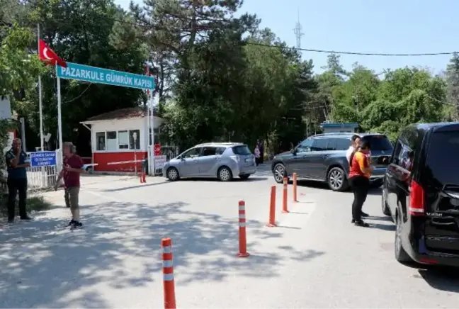 YUNANİSTAN'IN UYGULAMASI, GURBETÇİLERİ PAZARKULE'YE YÖNLENDİRDİ