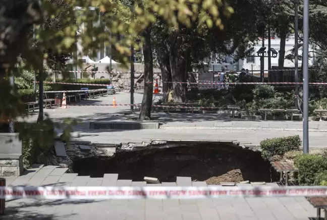 Güvenpark'ta göçük meydana geldi (2)