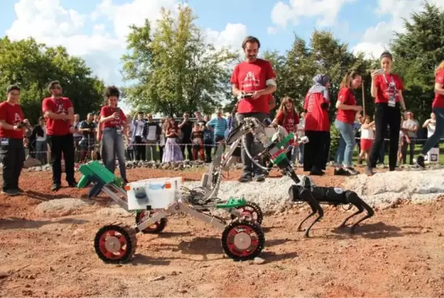 AVRUPA'NIN EN BÜYÜK UZAY VE ROBOTİK YARIŞMASINDAN İTÜ ÖĞRENCİLERİ İKİ ÖDÜL KAZANDI