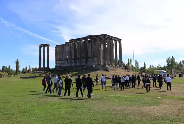 Aizanoi Antik Kenti'nin gelecek nesillere sağlıklı şekilde aktarılması hedefleniyor