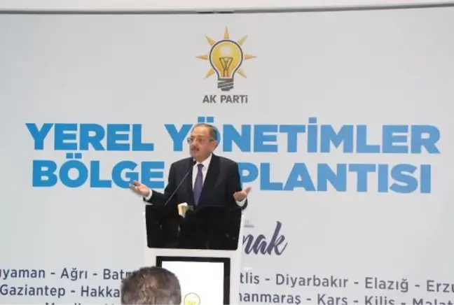 ÖZHASEKİ: IŞIL IŞIL DONATILMIŞ BİR ŞIRNAK'I GÖRMEK BENİM İÇİN SON DERECE MUTLULUK VERİCİ